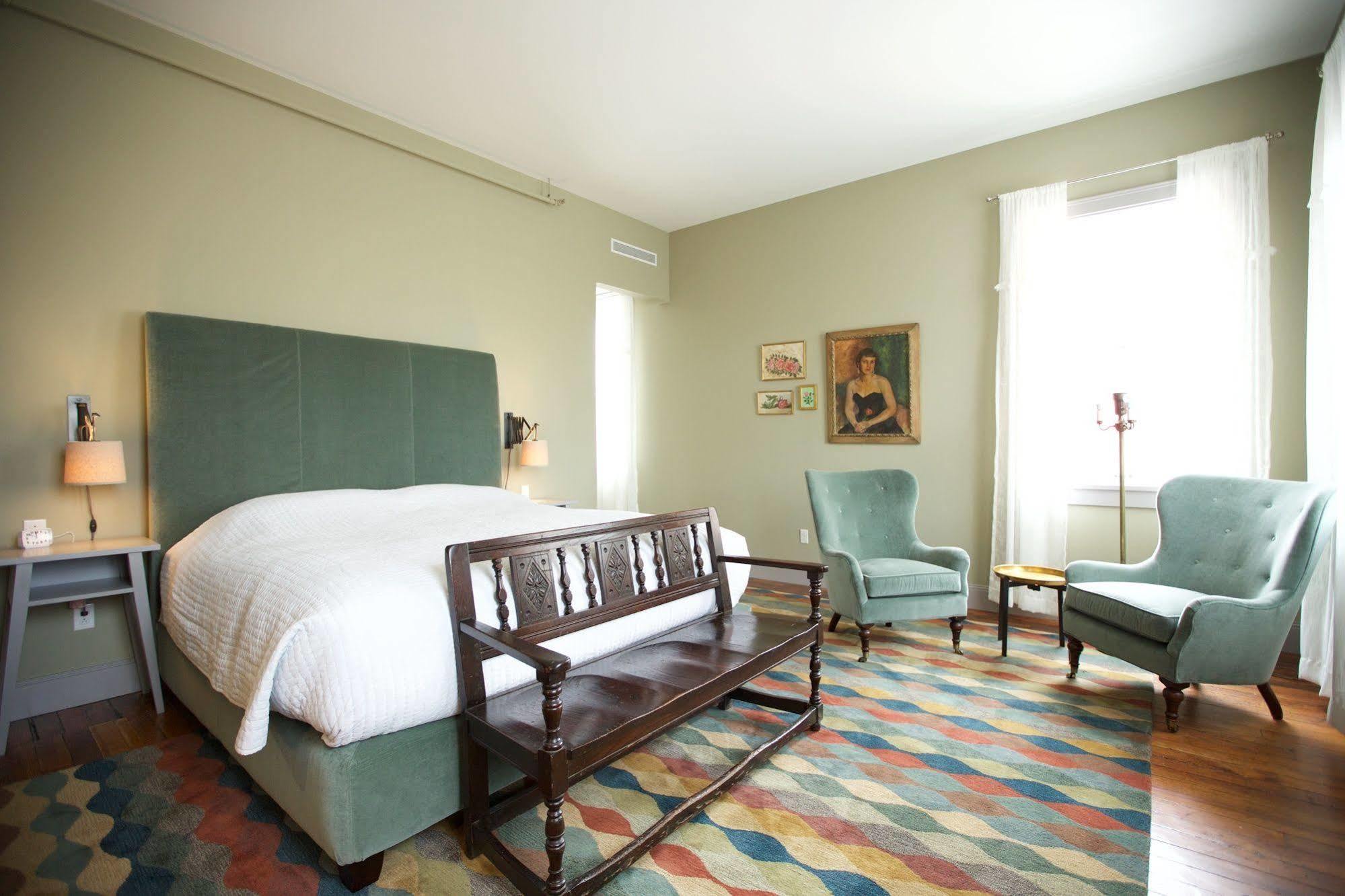 Hotel On North Pittsfield Eksteriør billede